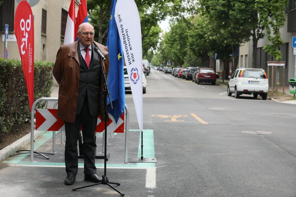 Dr. Tóth József polgármester beszéde a Szent László út átadóján
