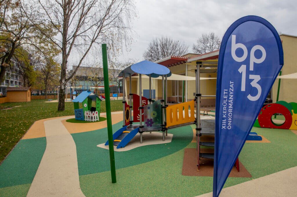 Boribon bölcsőde udvara