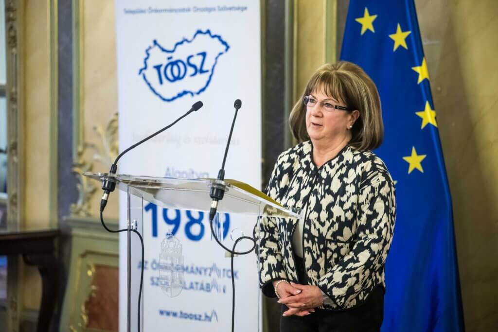 Holopné Schramek Kornélia alpolgármester